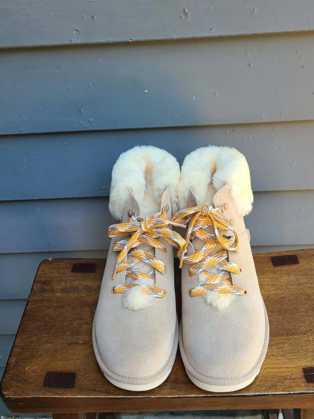 UGG Classic Mini Alpine Suede Shearling Lace Up Boots size 8 NWT